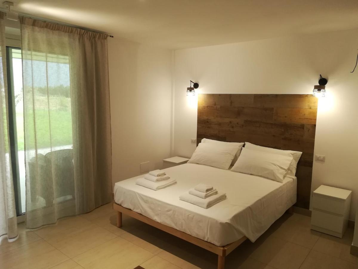 Clori Villa Pescia Romana Exterior foto